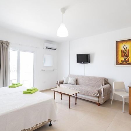 Christothea Apartments Ayia Napa Ngoại thất bức ảnh