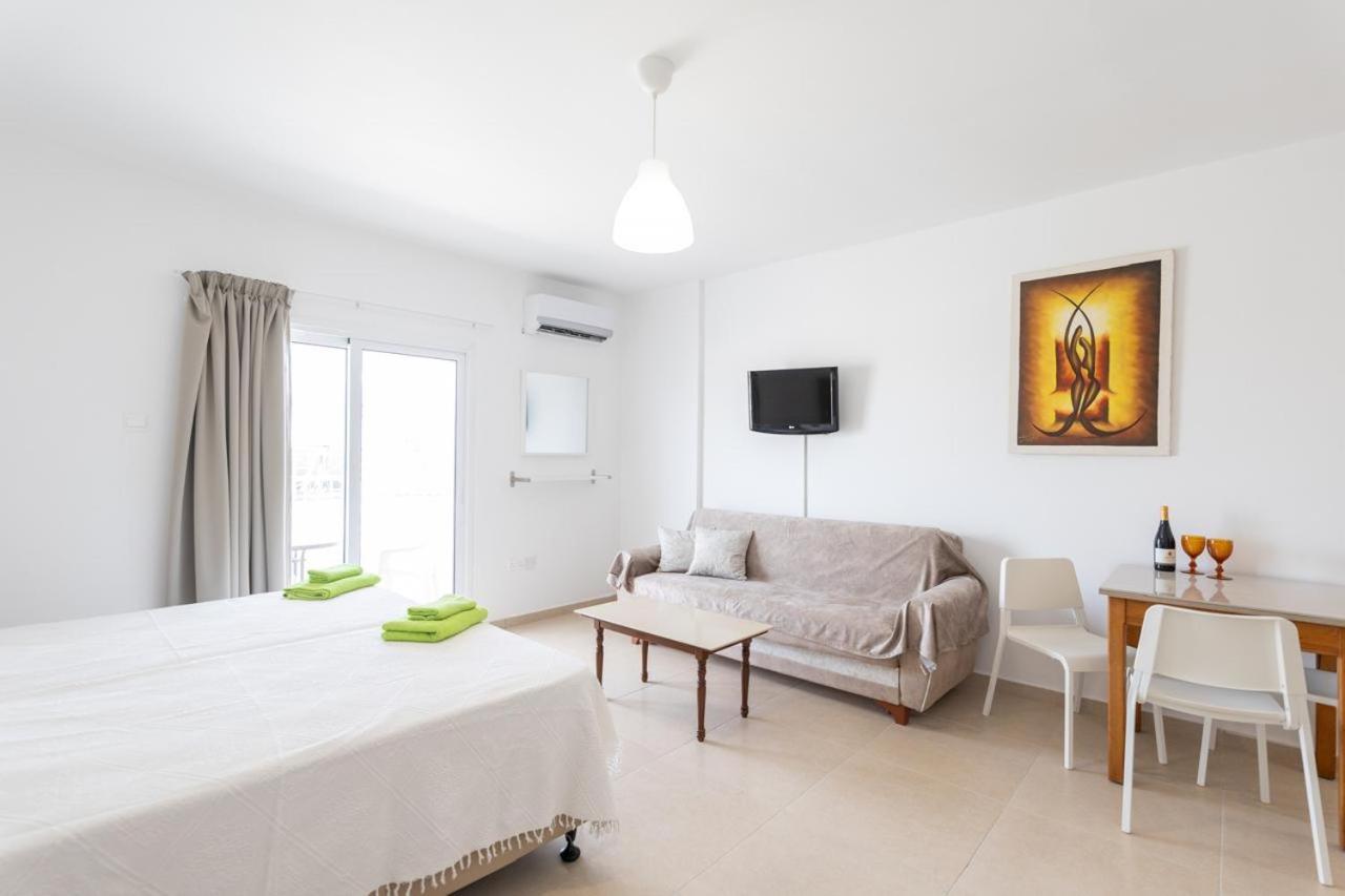 Christothea Apartments Ayia Napa Ngoại thất bức ảnh