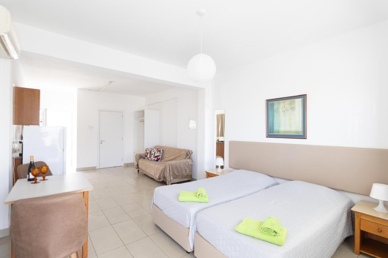 Christothea Apartments Ayia Napa Phòng bức ảnh